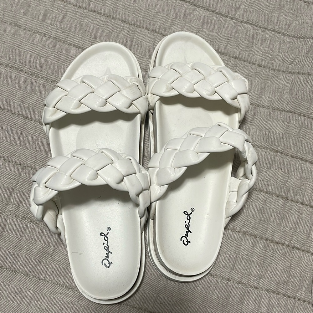 Qupid Sandals